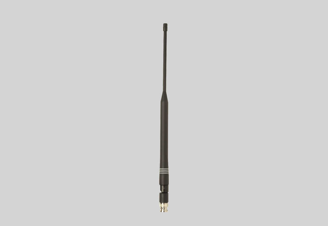 UA820